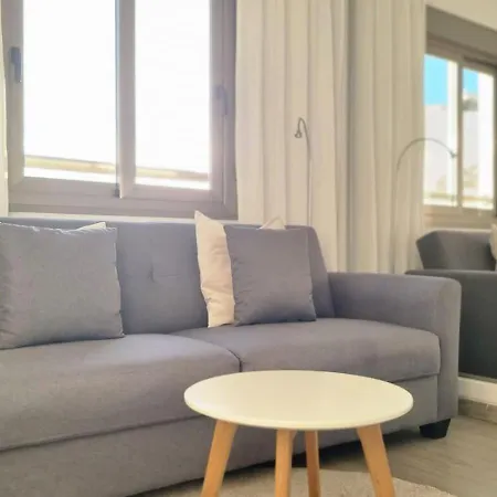 Penthouse Gloria
